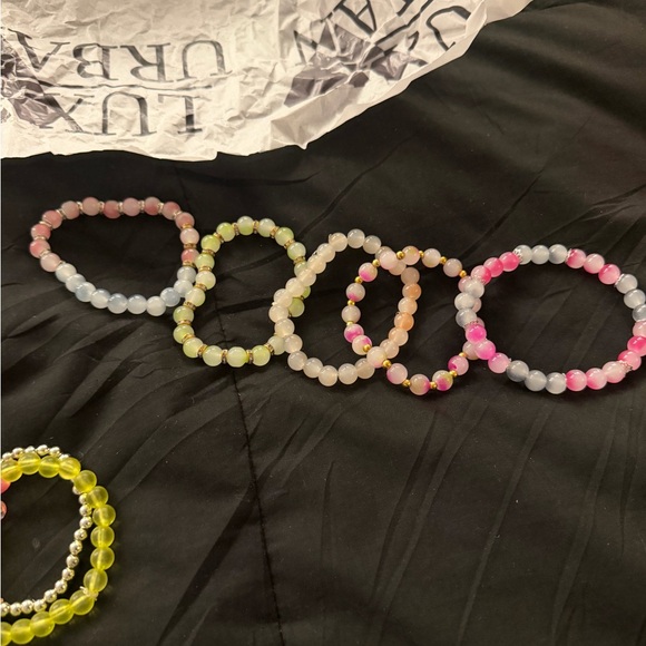 Beautiful Multicolor Beaded Bracelet Set - Picture 5 of 7